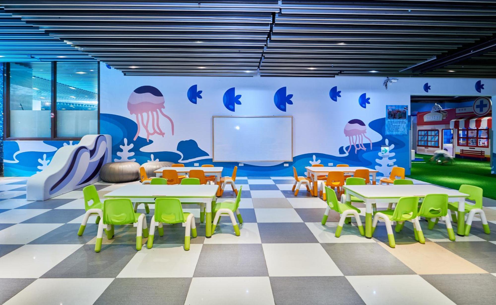Grand Bay Resort Hotel Heng-ch'un Екстериор снимка The Children's Museum of Oakville
