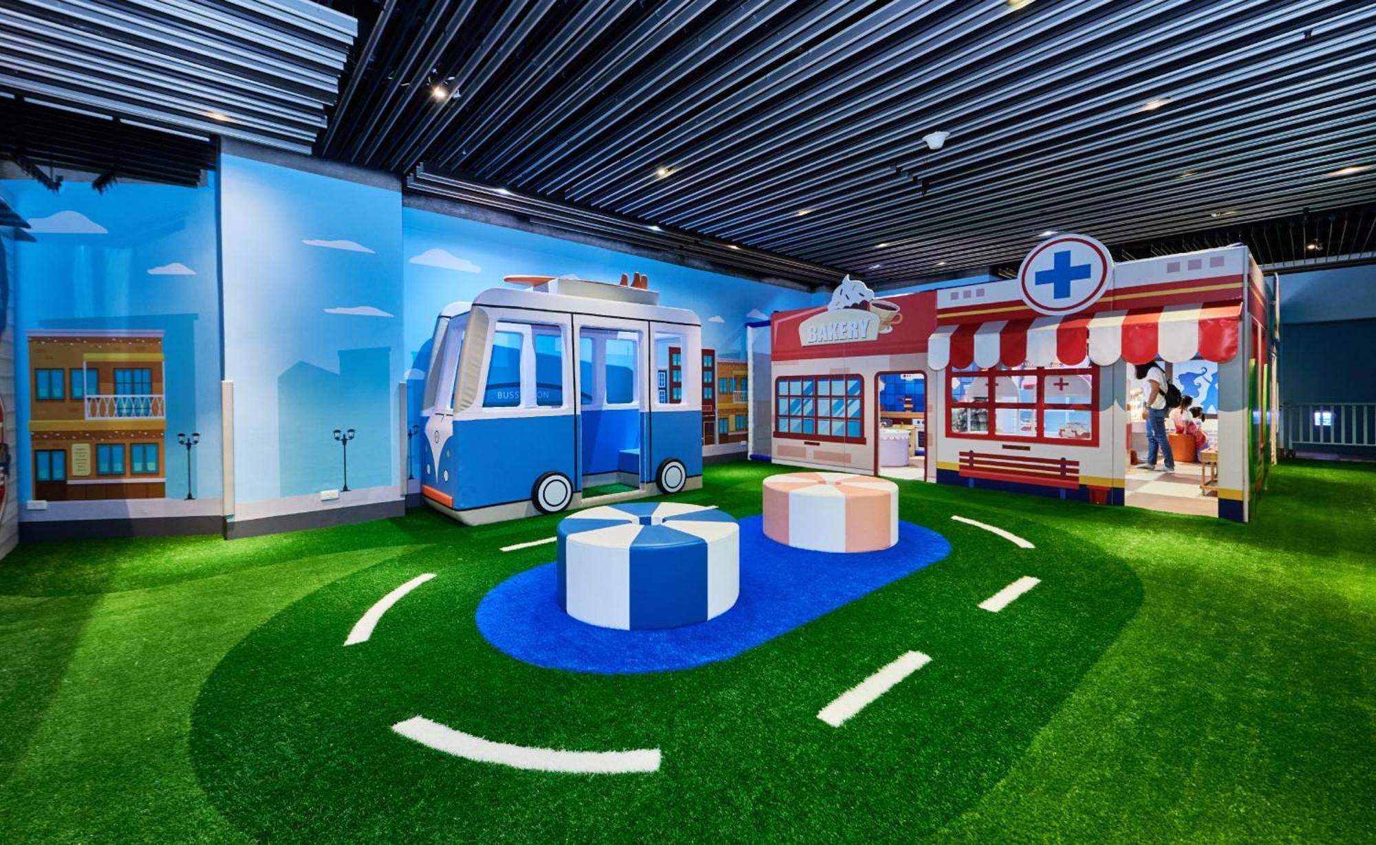 Grand Bay Resort Hotel Heng-ch'un Екстериор снимка The Children's Museum of Oakville